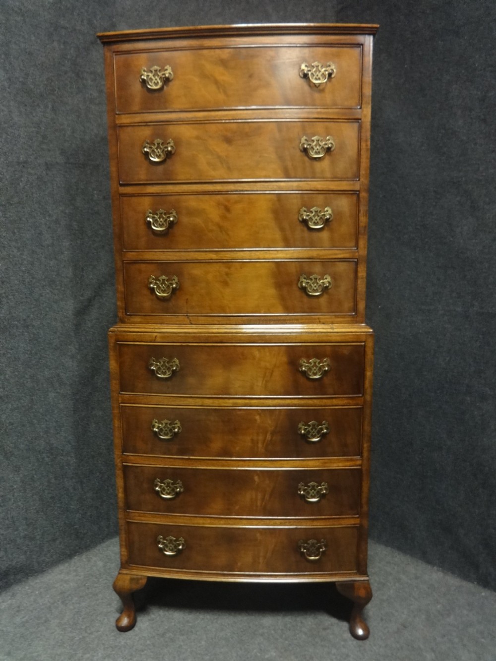 A Very Good Walnut Chest on Chest of Drawers View II