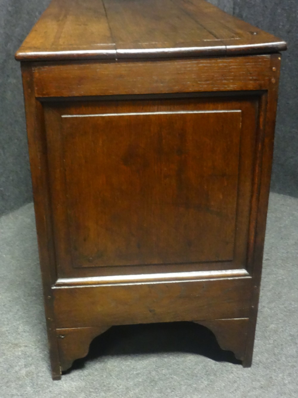 C17th Inlaid Oak Mule Chest Coffer of Small Proportions View VII