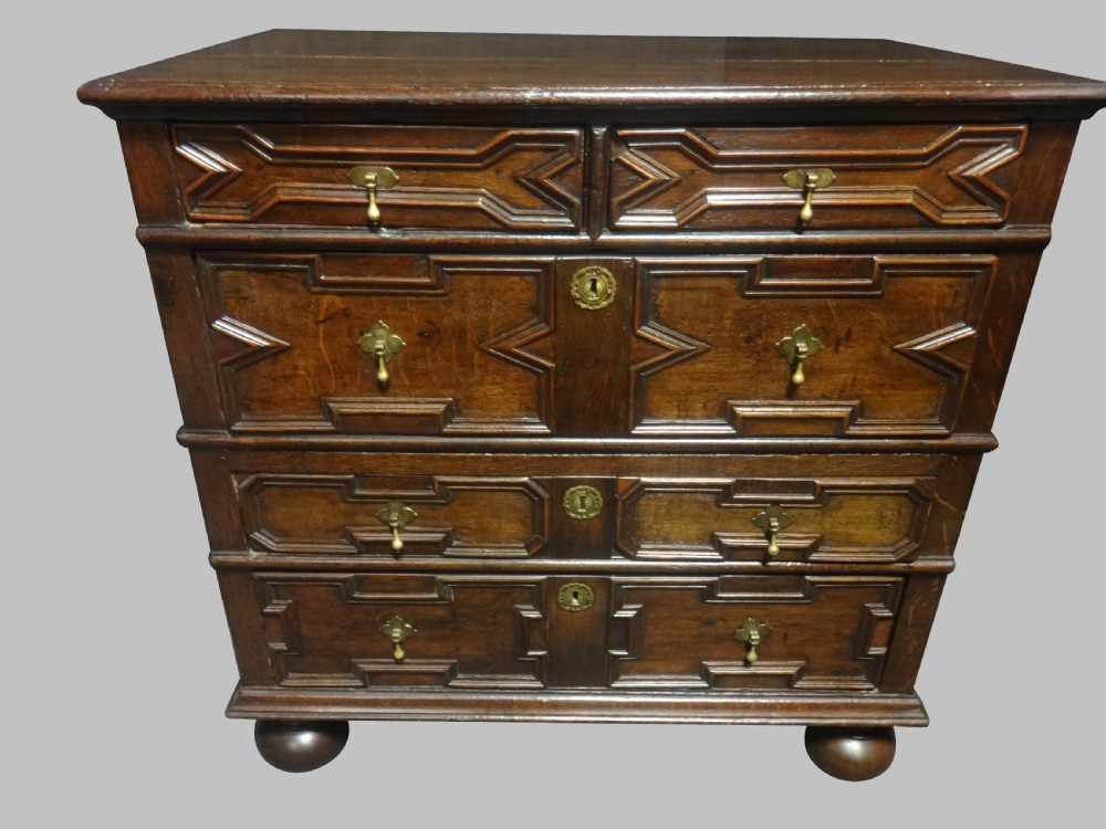 Excellent Quality C17th Oak Two Piece Chest of Drawers