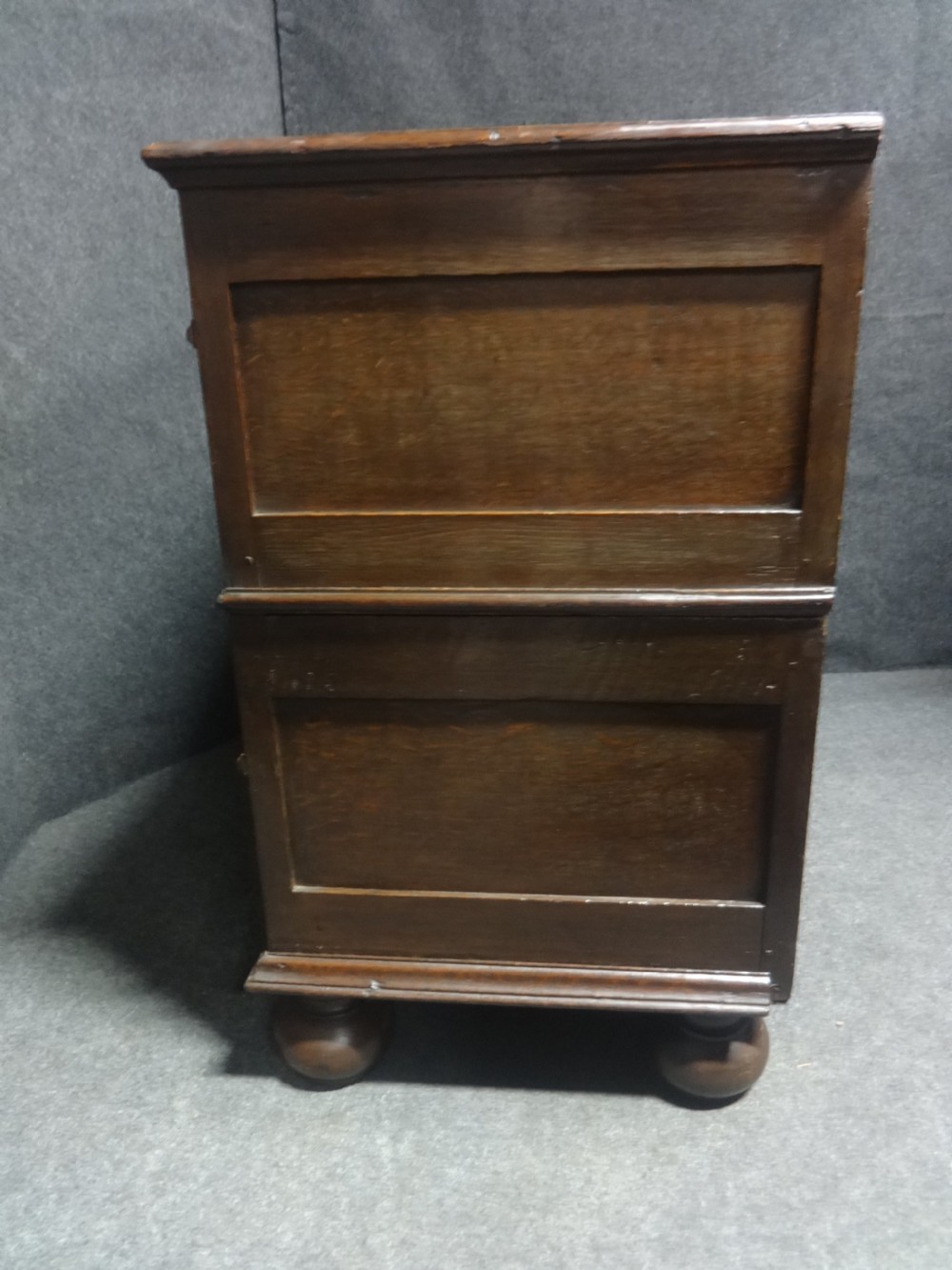 Excellent Quality C17th Oak Two Piece Chest of Drawers View IV