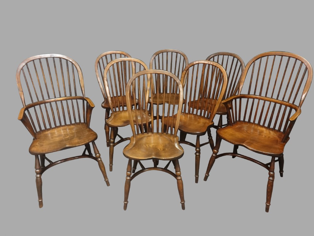 Outstanding Set of Eight Windsor Chairs