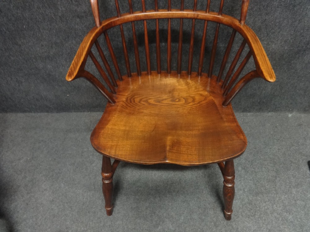 Outstanding Set of Eight Windsor Chairs View IV