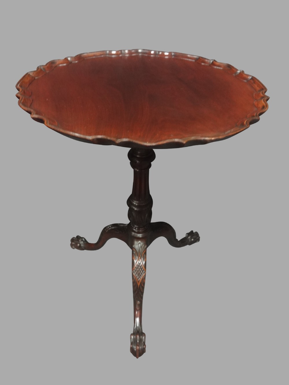 Very Good Mahogany Pedestal Occasional Table