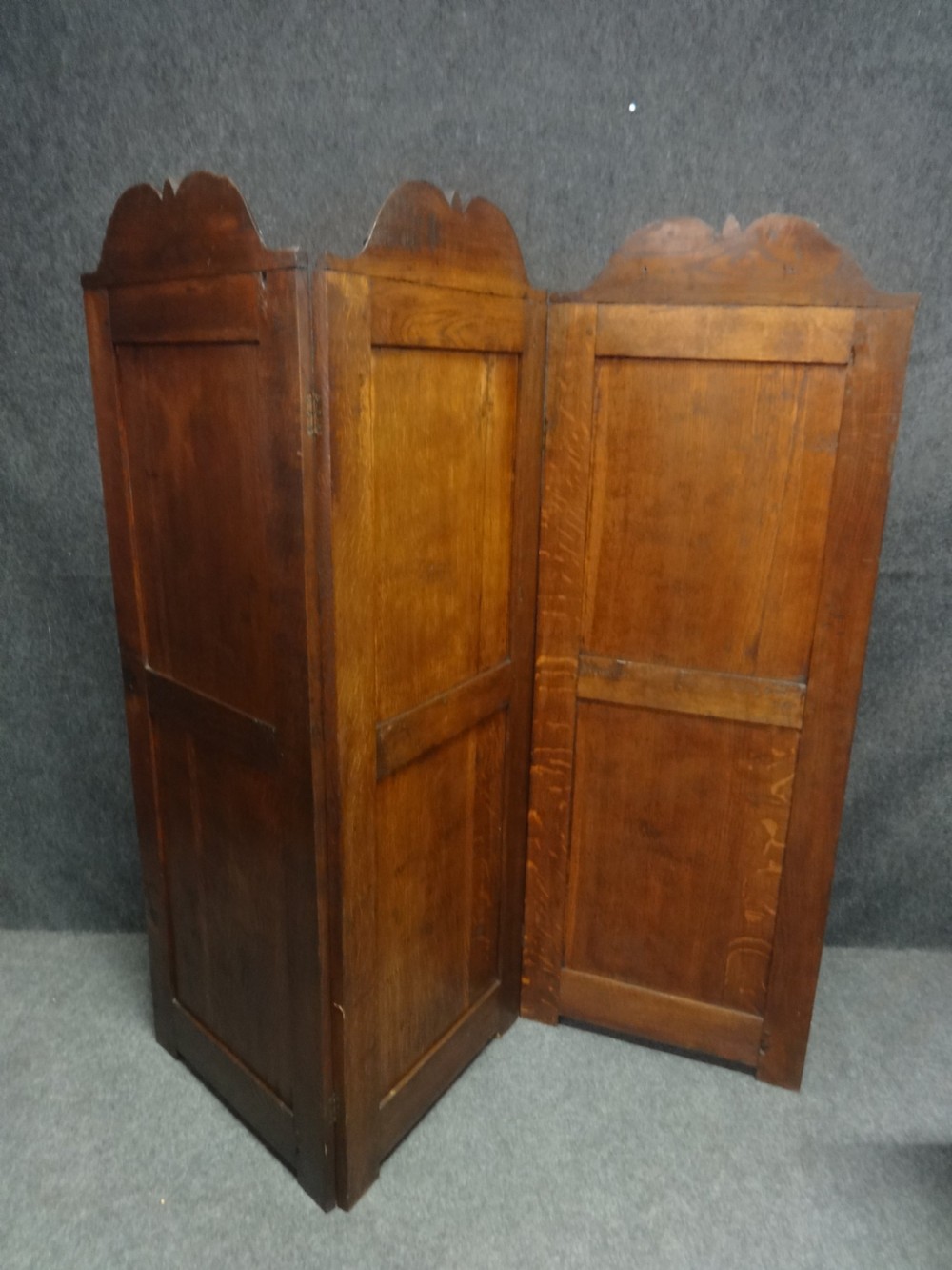 Superb Victorian Carved Oak Three Fold Screen View IX