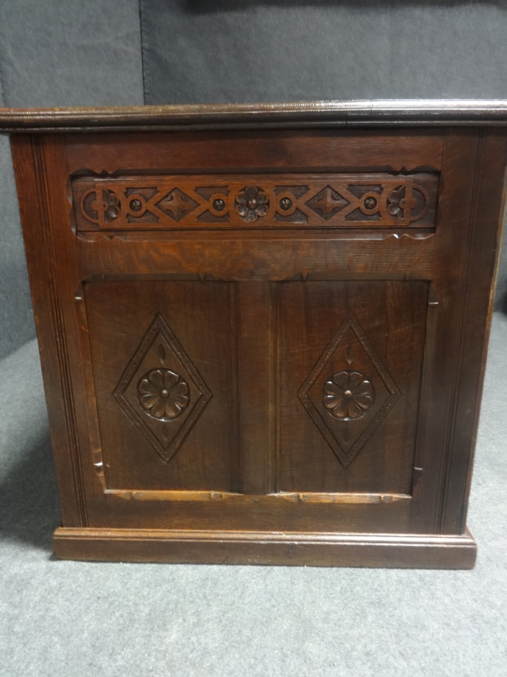 Outstanding Victorian Oak Kneehole Desk View IV