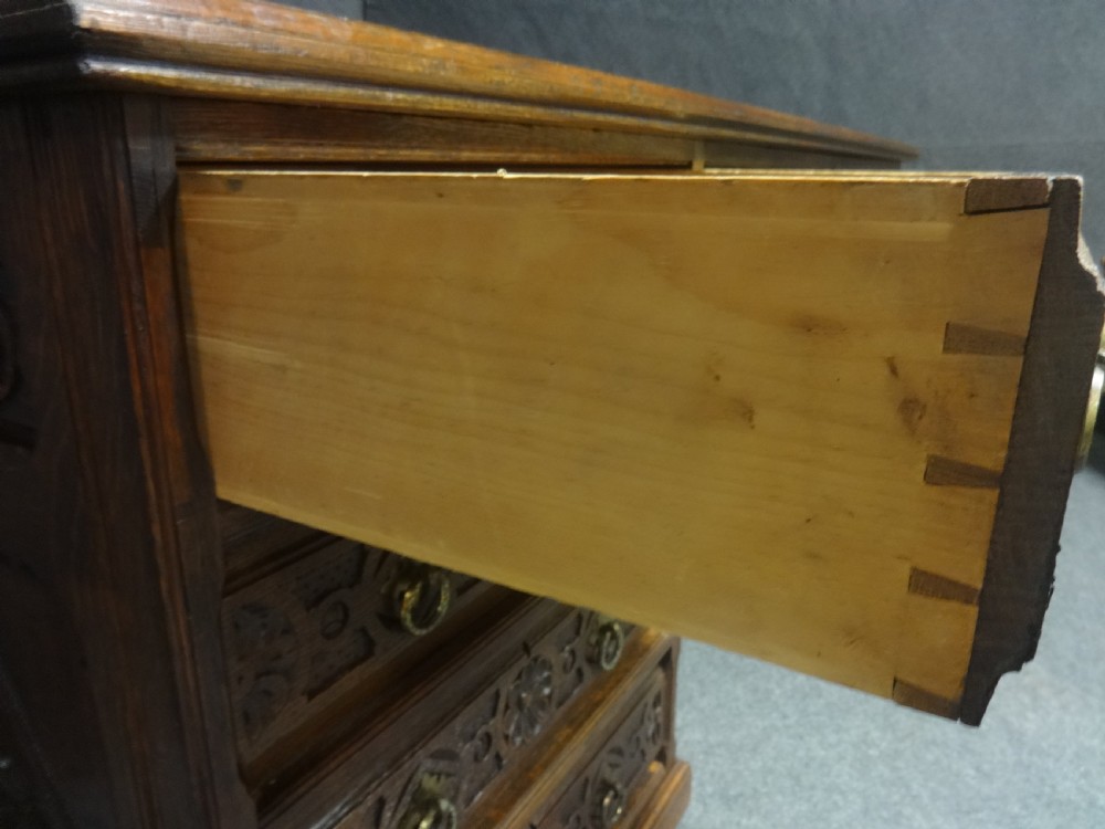 Outstanding Victorian Oak Kneehole Desk View X