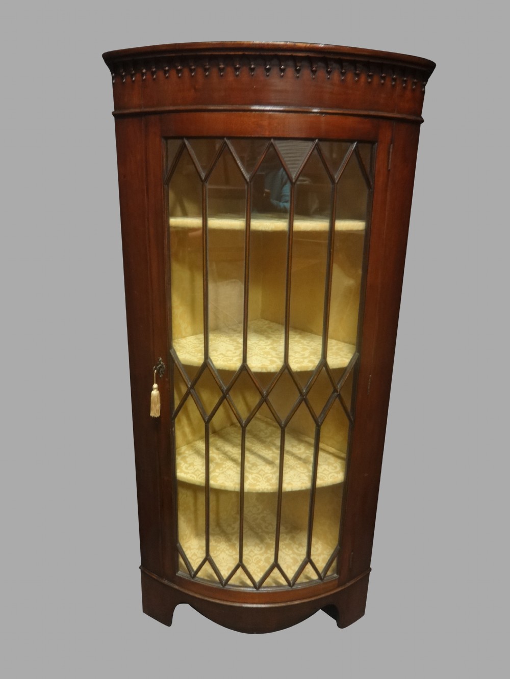 Very Good Freestanding Mahogany Bowed Corner Cabinet