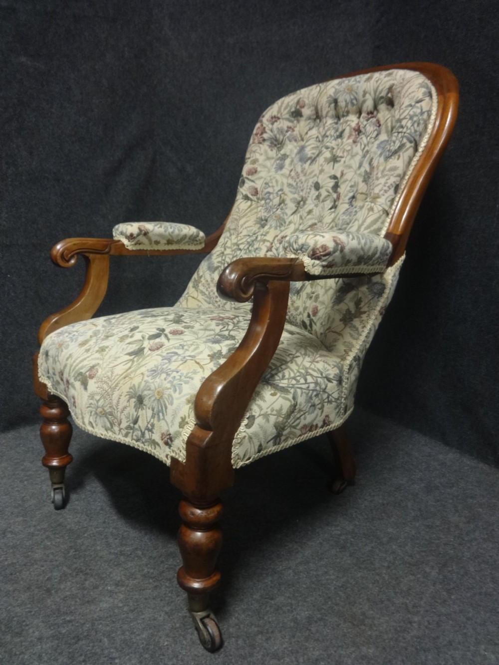 Very Good Mahogany Armchair View IV