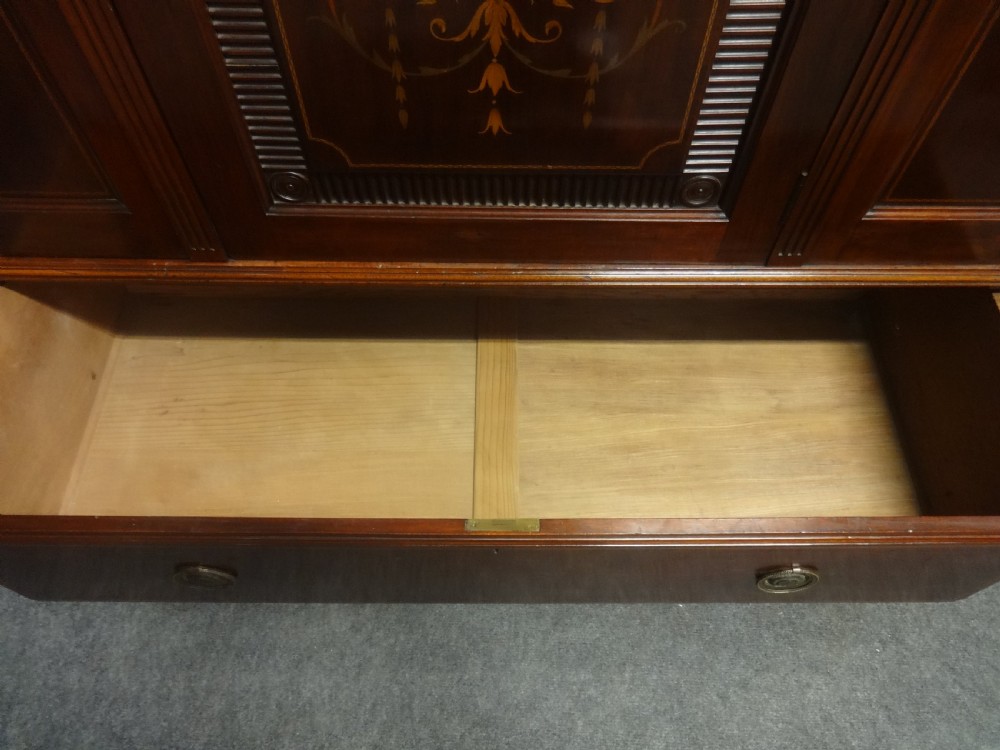 Outstanding Inland Wardrobe by Shapland and Petter View XI