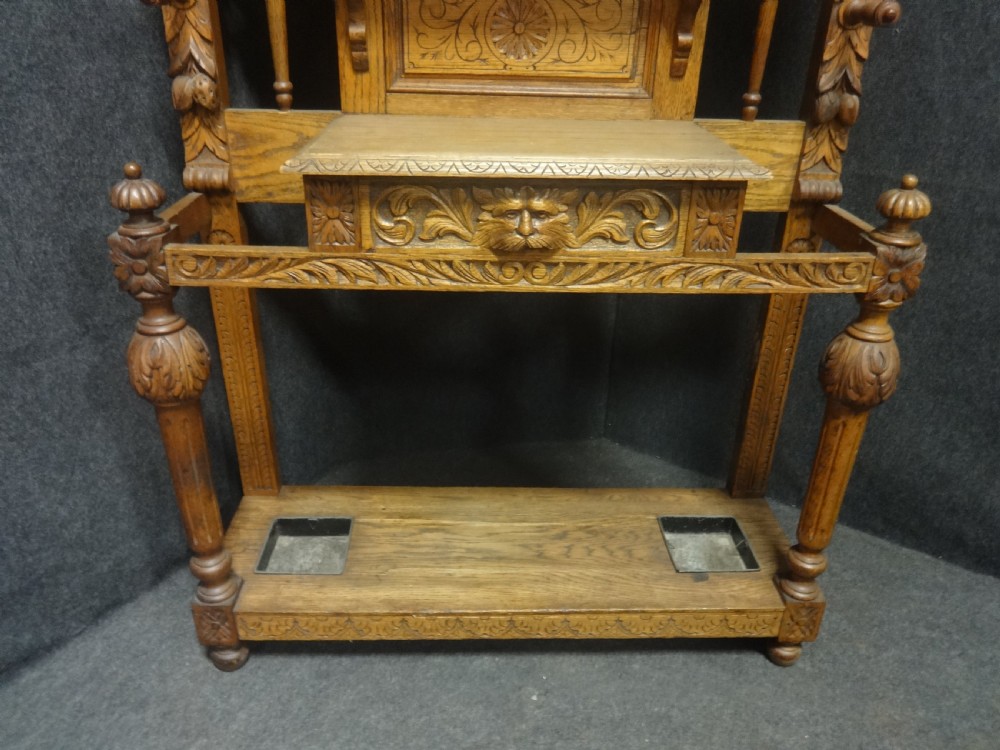 Very Nice Golden Oak Green Man Oak Hallstand View IV