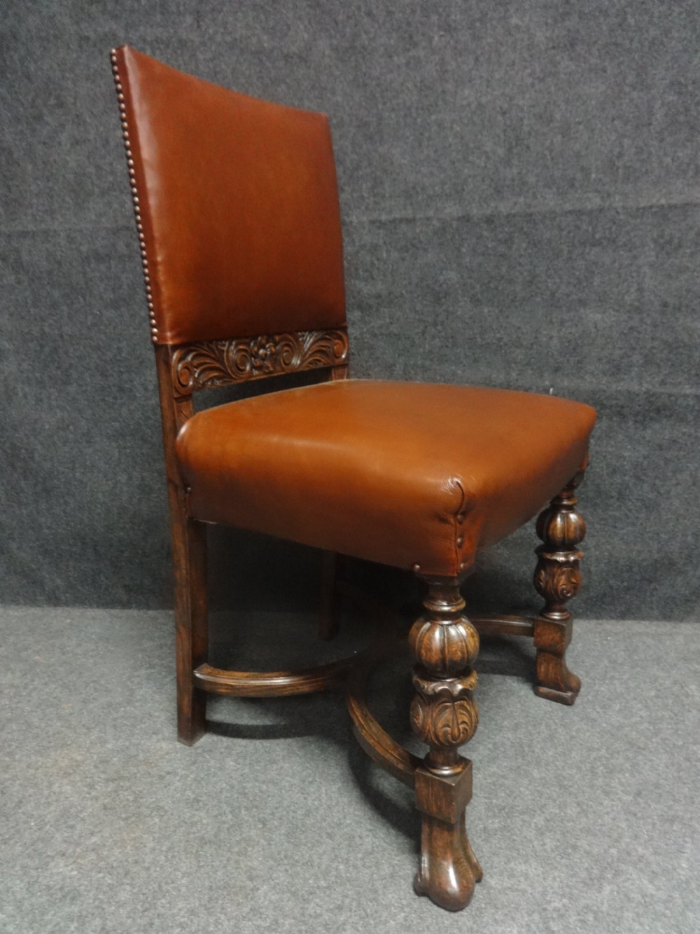 Magnificent Oak Dining Table and Ten Matching Dining Chairs View XIII