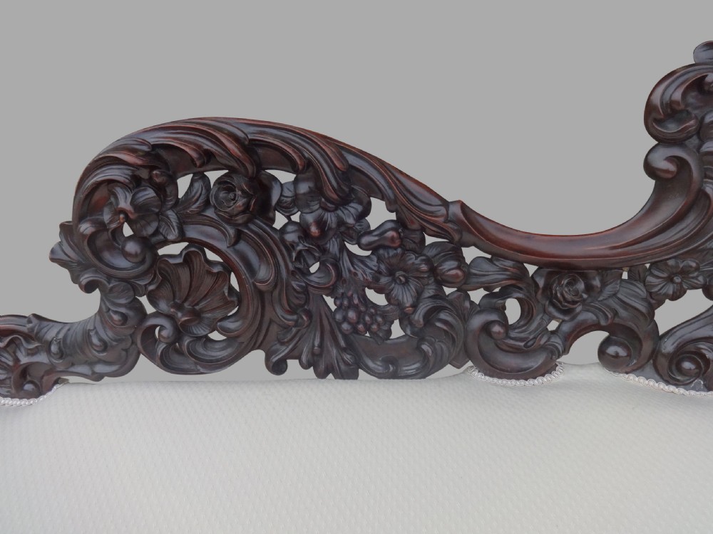 Outstanding Mahogany Chaise Lounge of Small Proportions View III