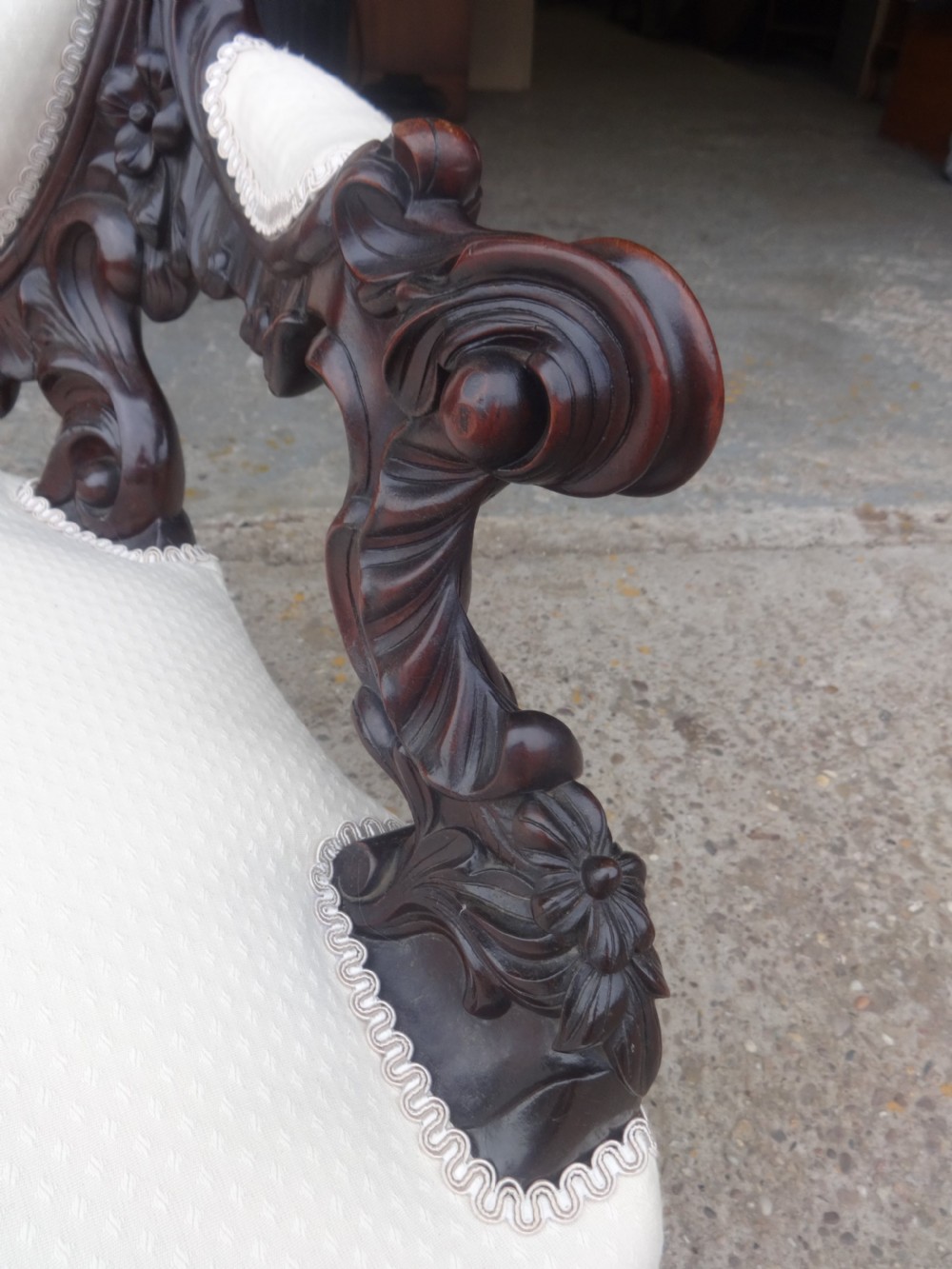 Outstanding Mahogany Chaise Lounge of Small Proportions View IV