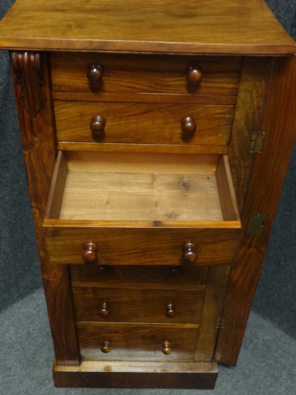 Very Good Victorian Walnut Wellington Chest of Drawers View III