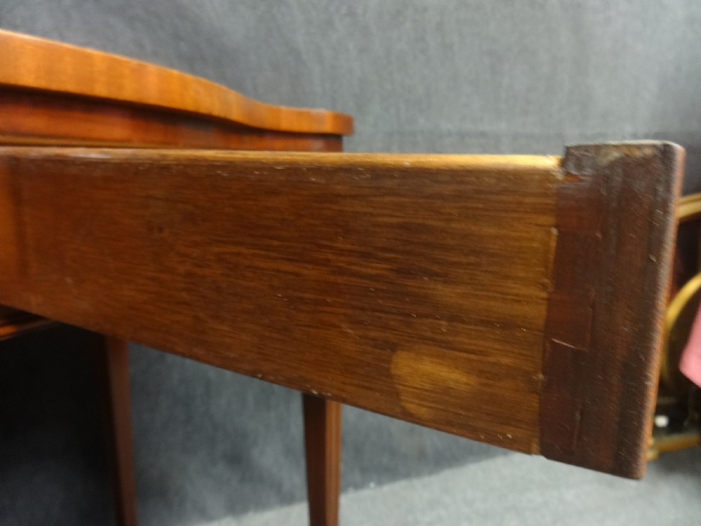 Very good quality Mahogany Serpentine Side Table View IV