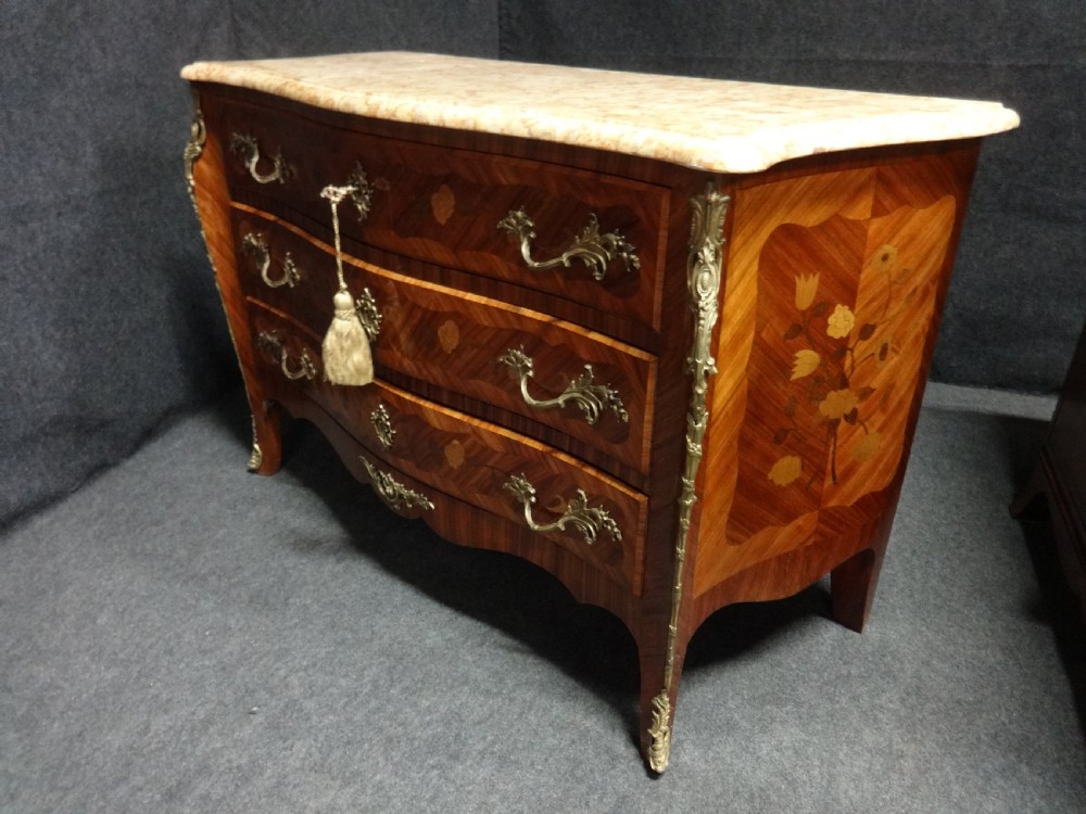 Excellent quality Tulipwood Marquetry Commode Chest of Drawers View IX