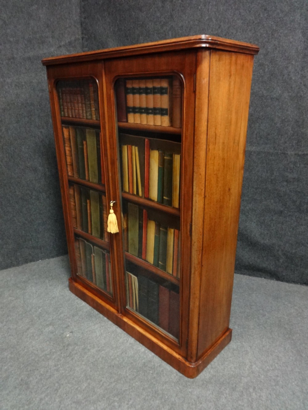 Very Good Victorian Mahogany Adjustable Bookcase View III
