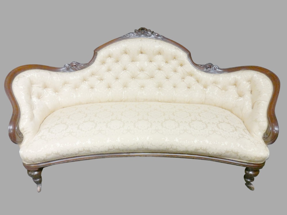 Large Outstanding Victorian Mahogany Sofa Couch