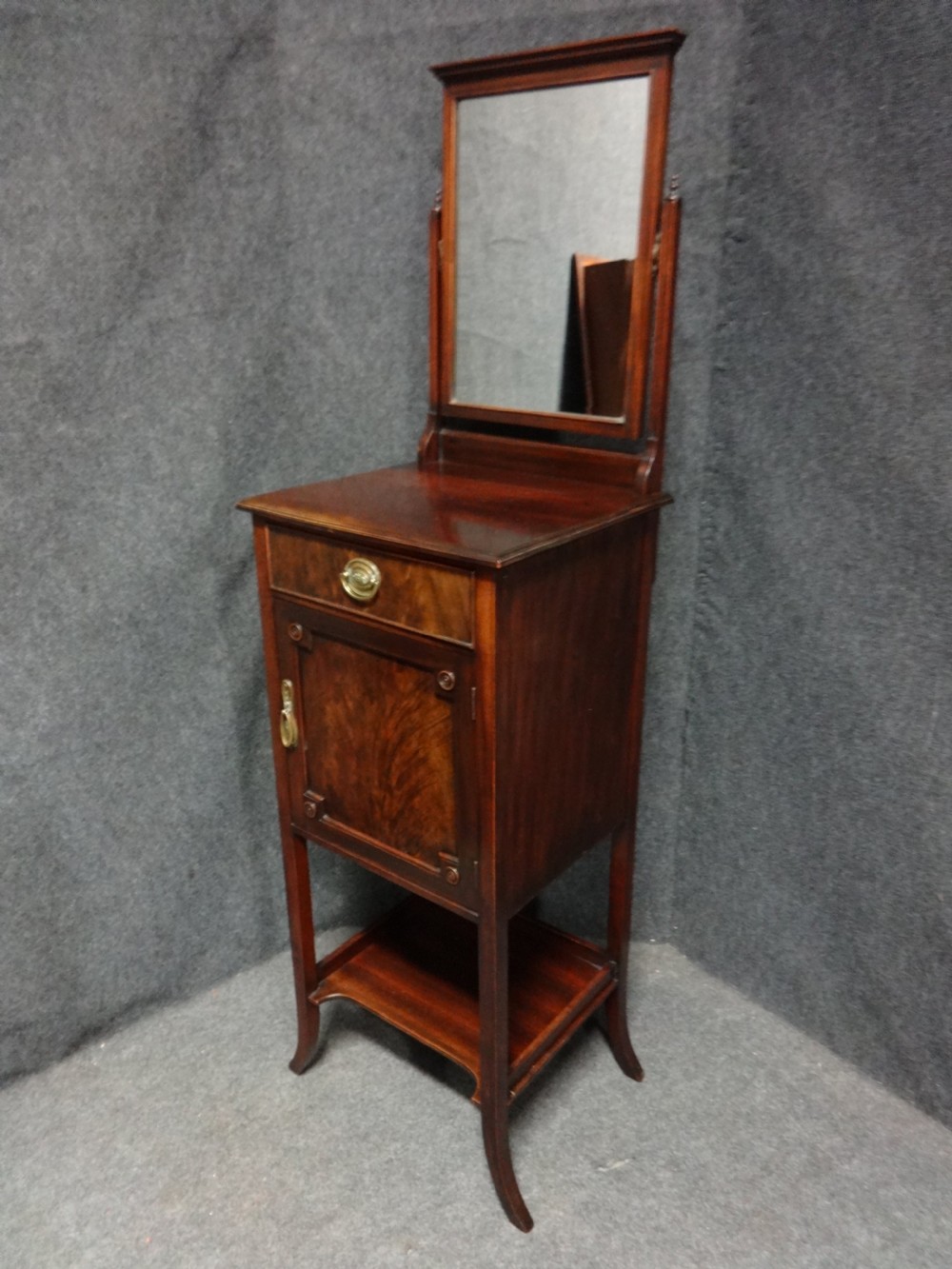 Very Pretty Mahogany Washstand View III