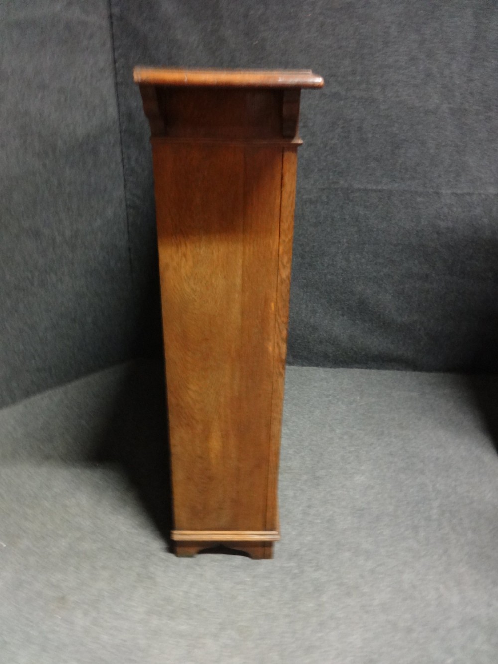 Very good Golden Oak Adjustable Open Bookcase View IV