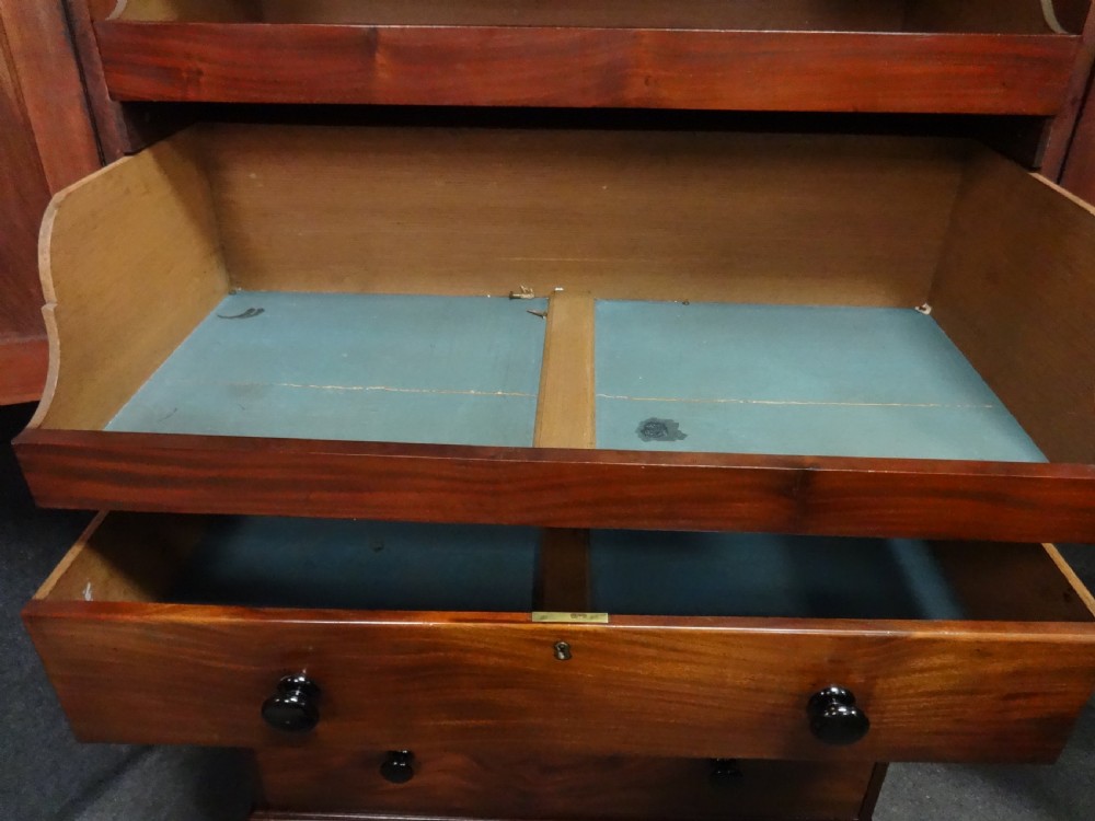 Good Georgian Mahogany Linen Press of small Proportions View IX