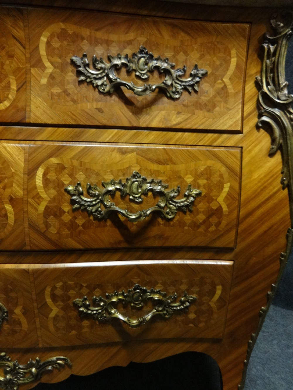 Top Quality French Parquetry Commode Chest of Drawers View IX