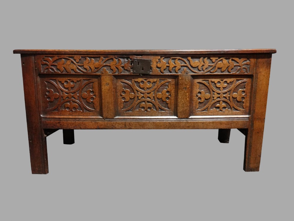 Superb Three Panel Oak Coffer