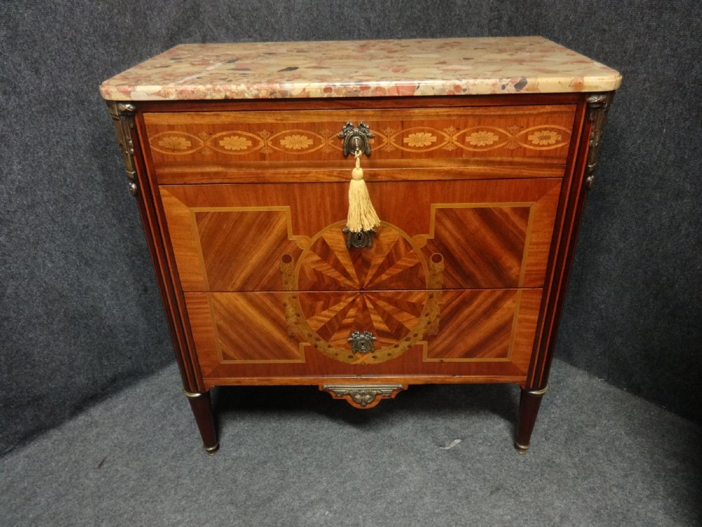 Very Good Marquetry Commode Chest of Drawers View III