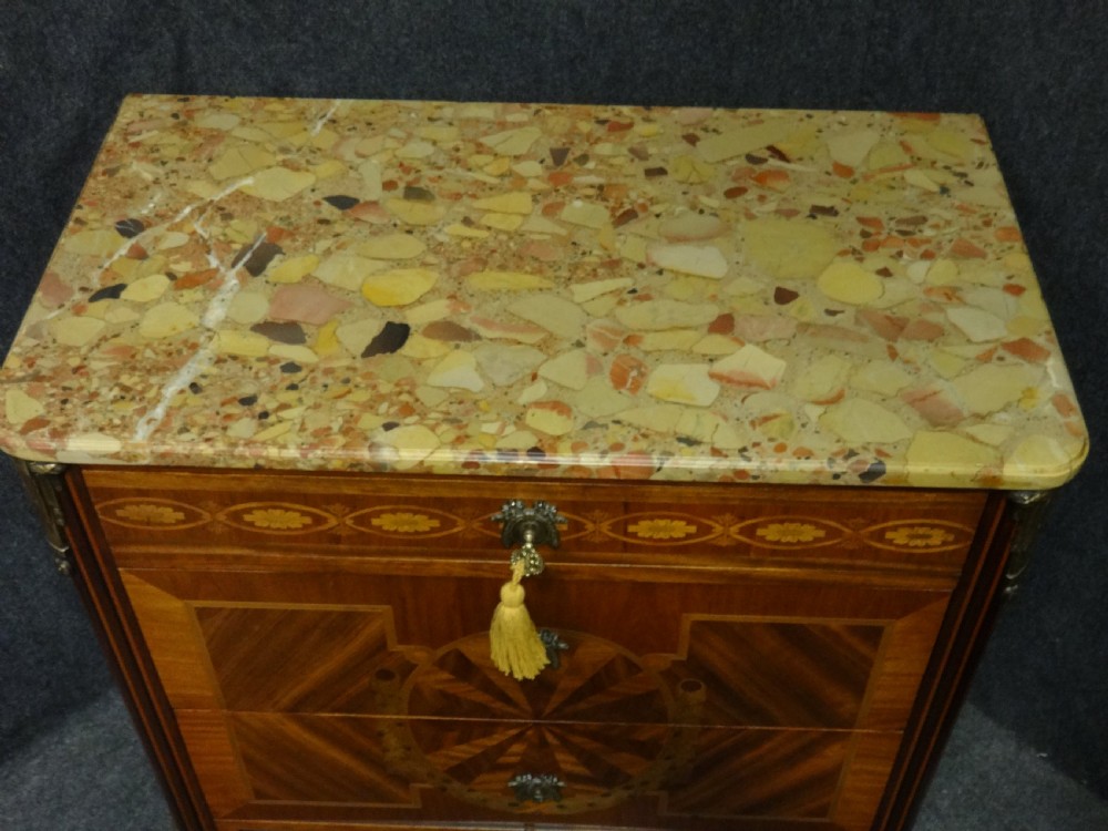 Very Good Marquetry Commode Chest of Drawers View IV