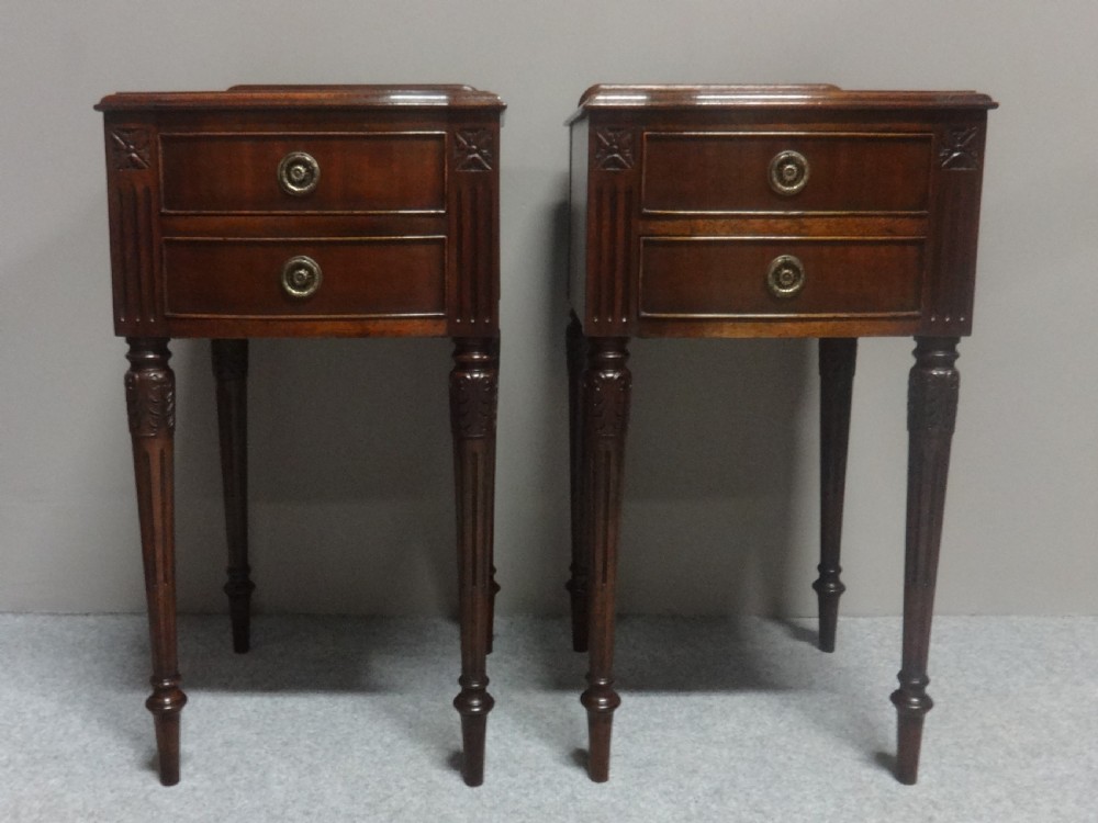 Very Good Pair Mahogany Bedside Lamp Tables View II