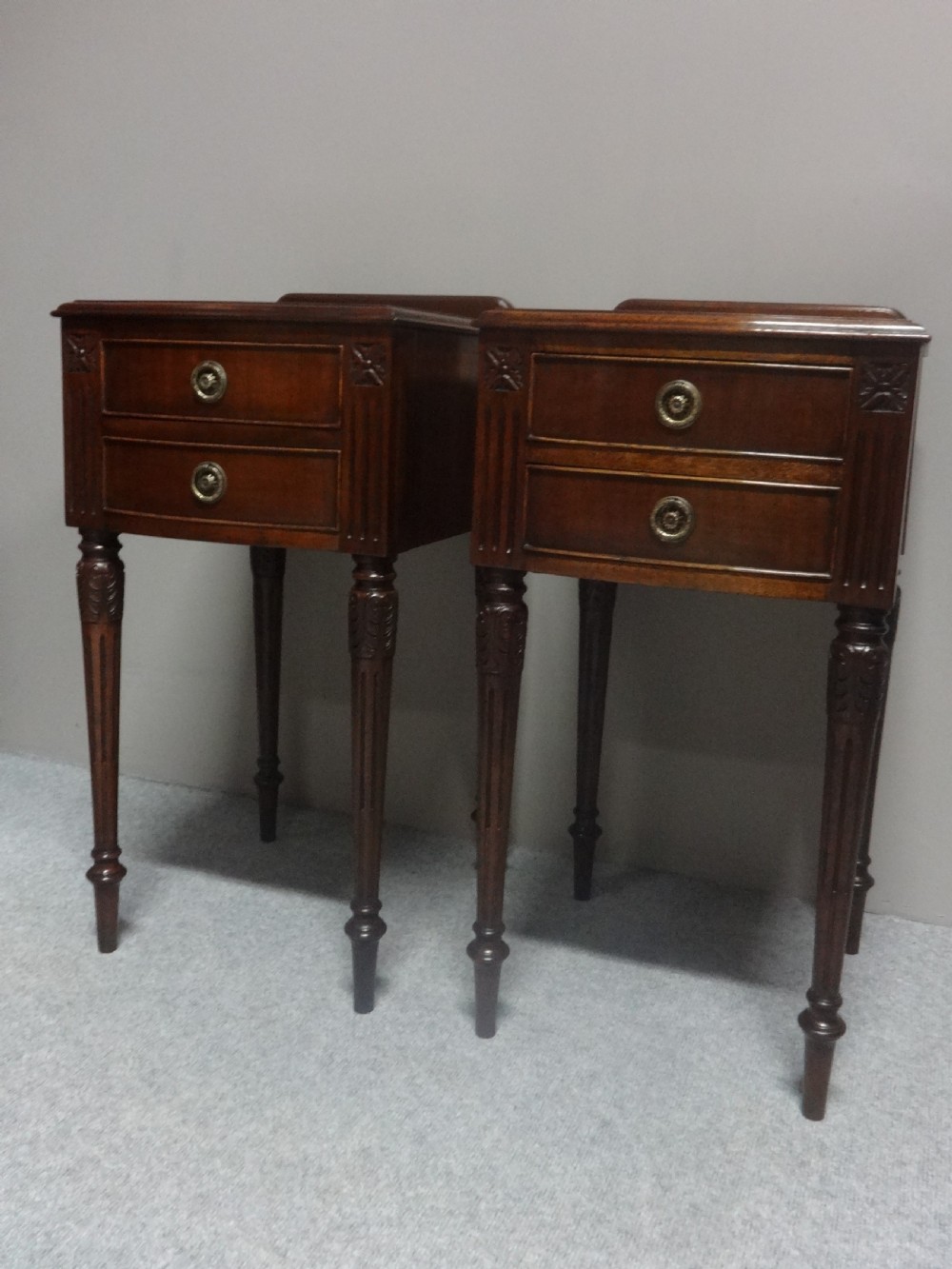 Very Good Pair Mahogany Bedside Lamp Tables View III