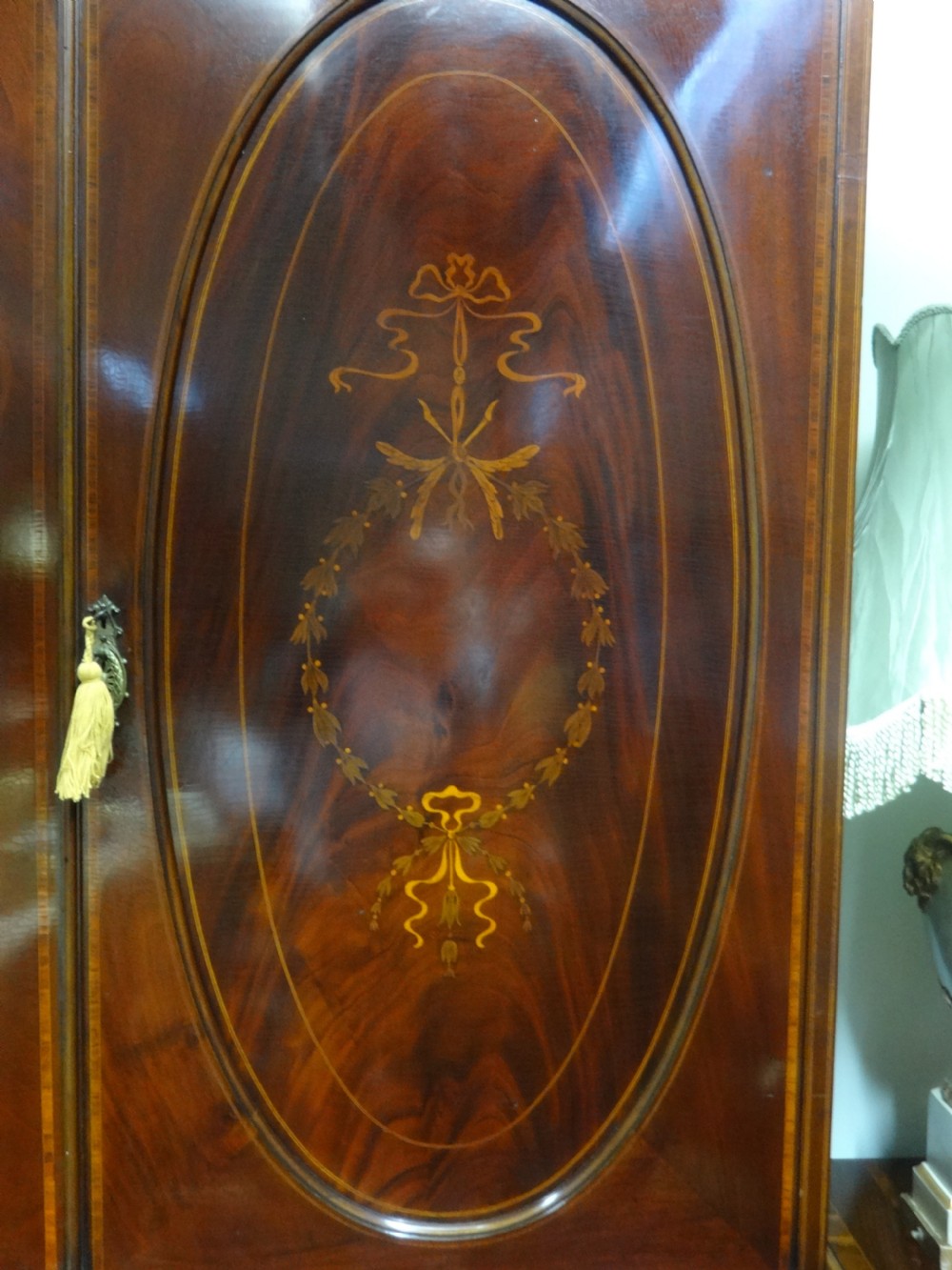 Superb Quality Mahogany Inlaid Linen Press View V