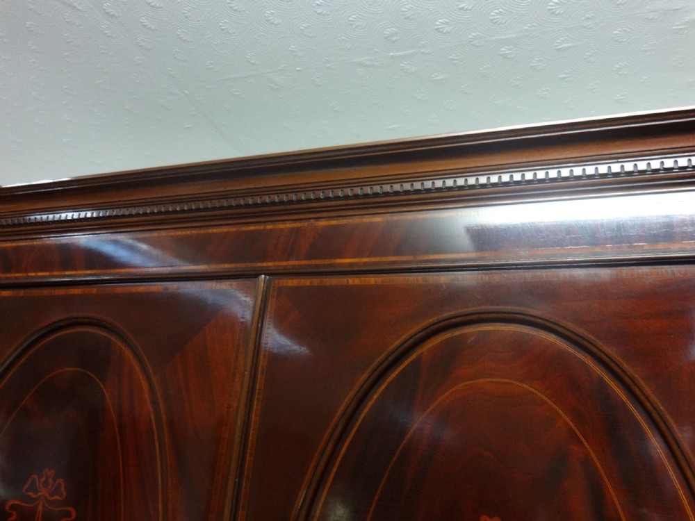 Superb Quality Mahogany Inlaid Linen Press View VI