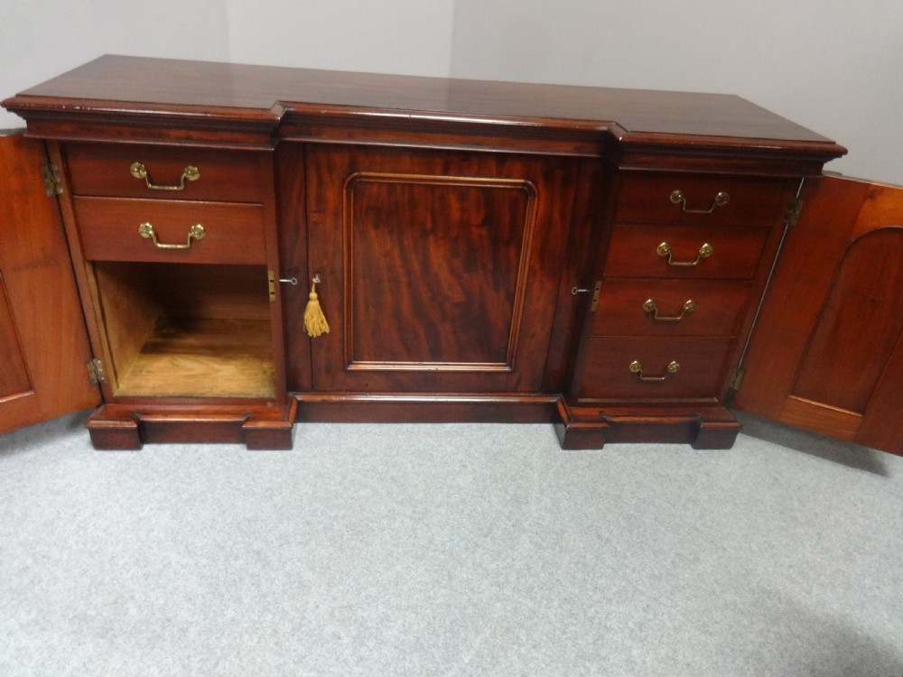 Fabulous Dwarf Breakfront William 4th Mahogany Sideboard View III