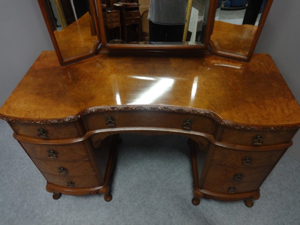 Wonderful Burr Walnut Dressing Table View IX