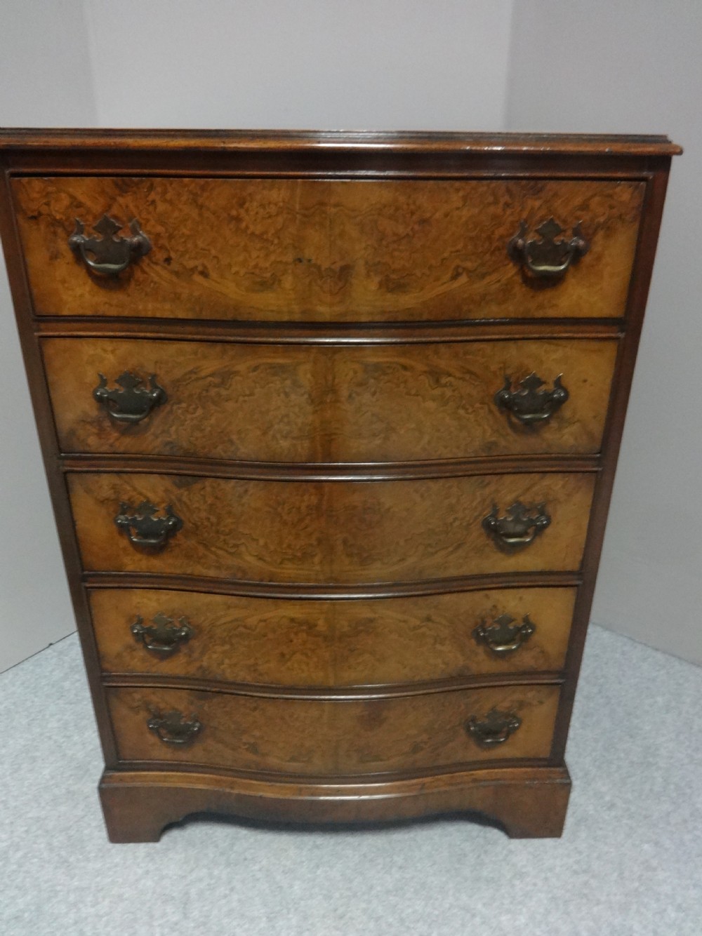 Very Good Burr Walnut Chest of Drawers View II