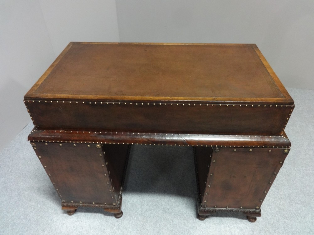 Leather and Walnut Art Deco Pedestal Desk View XI