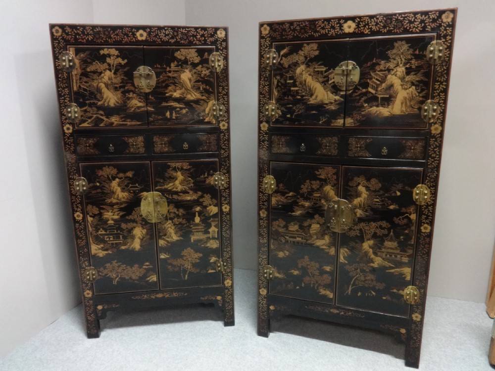 Superb Pair Chinese Chinoiserie Cabinets
