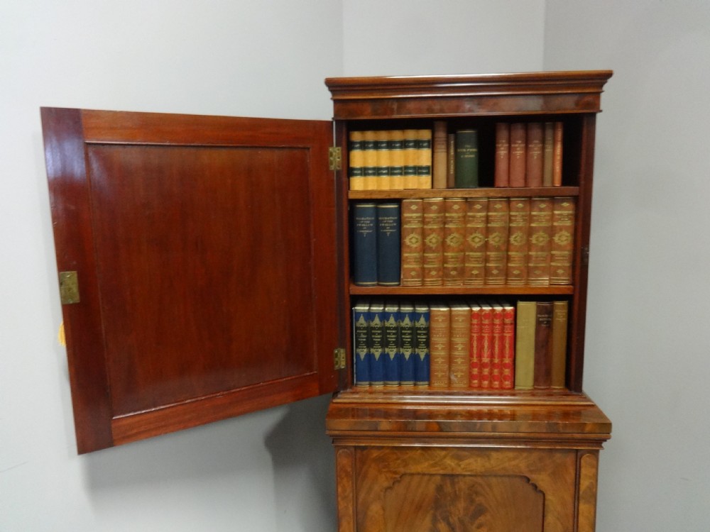Top Quality William 4th Bookcase View IV