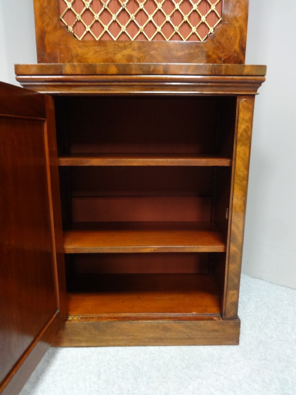 Top Quality William 4th Bookcase View VI