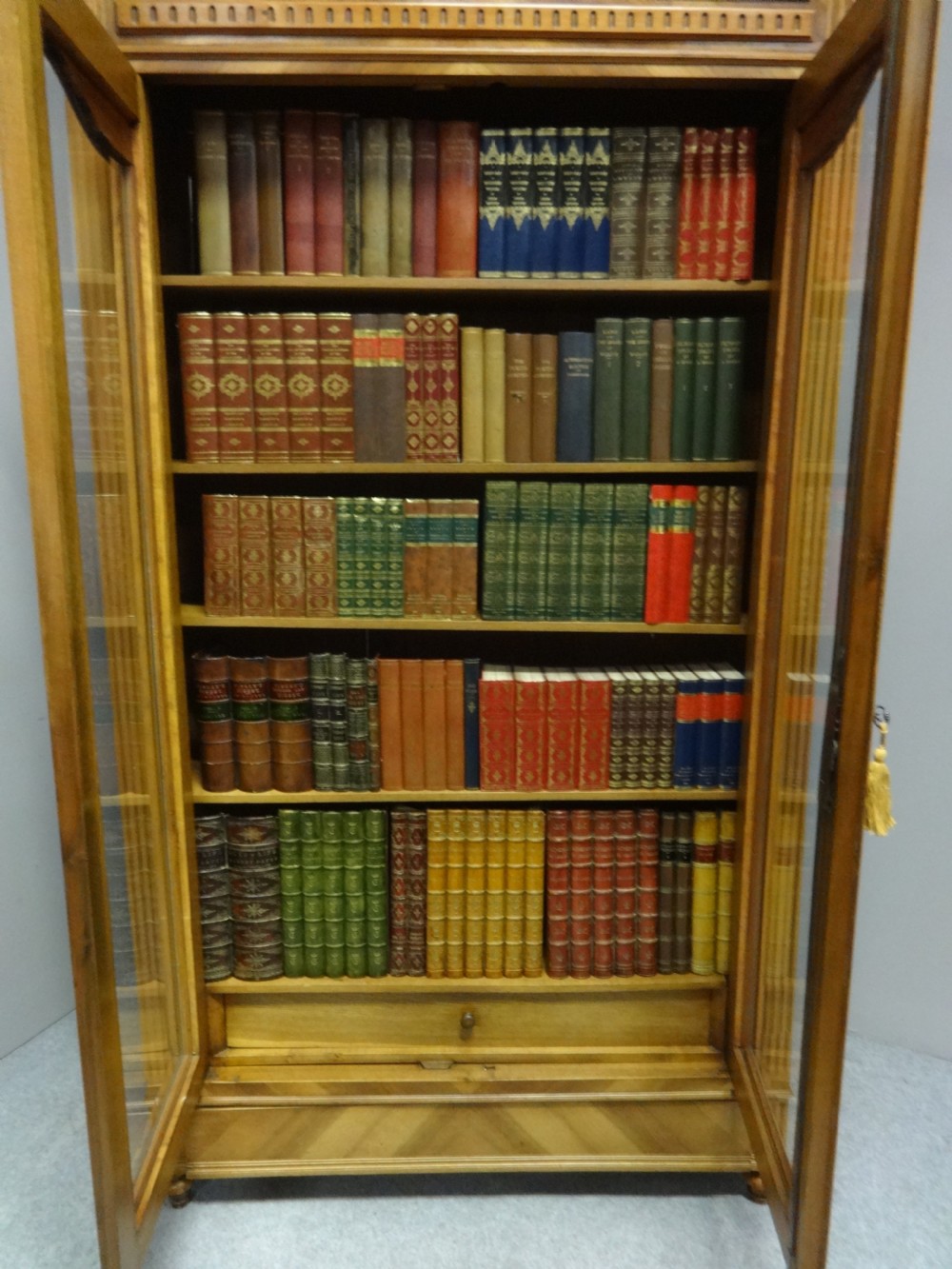 Excellent French Tulipwood Bookcase View VI