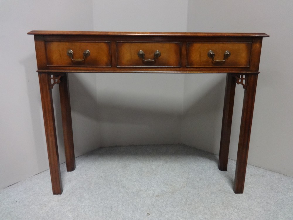 Top Quality Mahogany Side Table View III