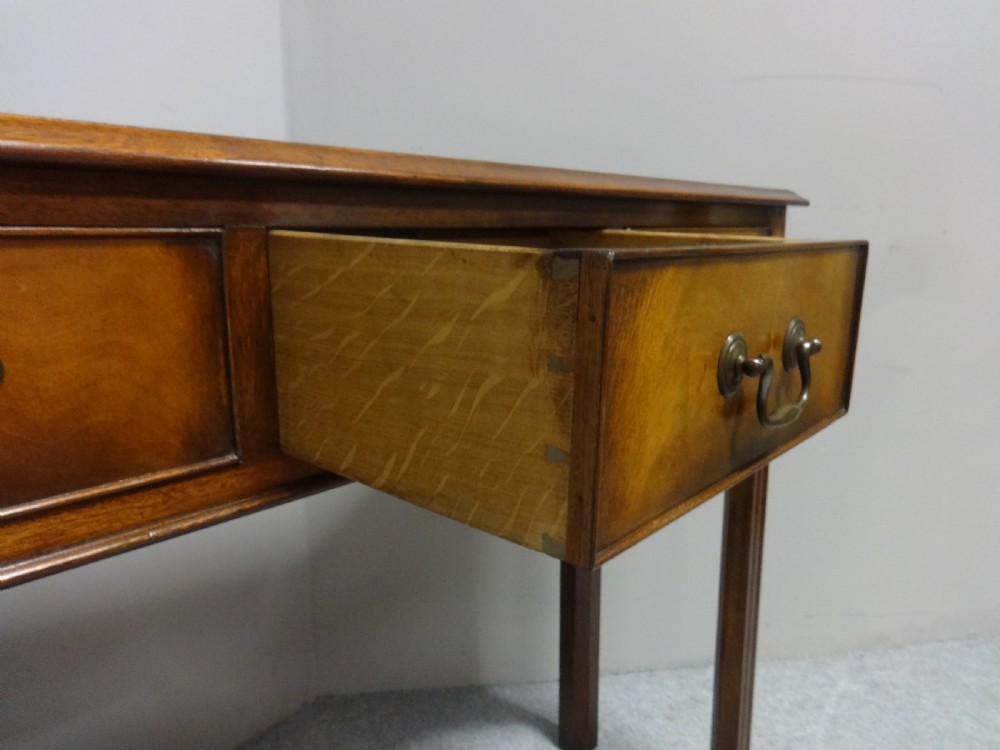 Top Quality Mahogany Side Table View V