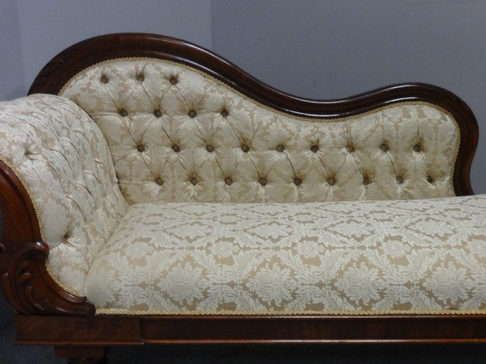 Very Good Victorian Mahogany Chaise Lounge View III