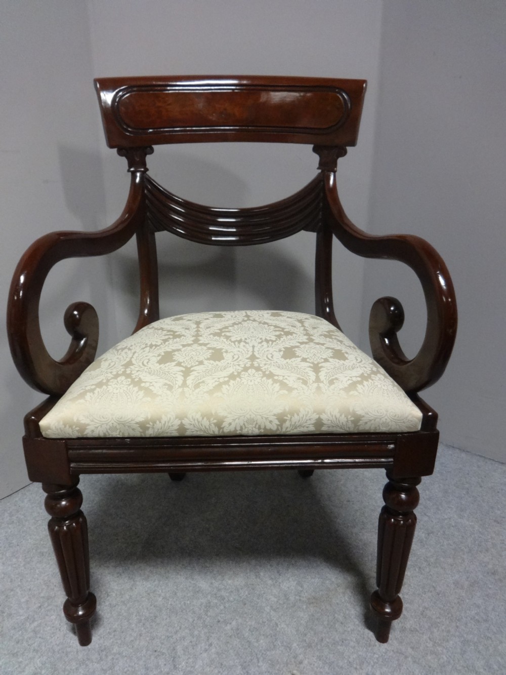 Excellent Set of Six William 4th Mahogany Dining Chairs View X