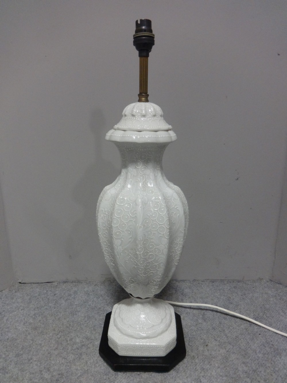 Super 'Paris Porcelain' Lamp