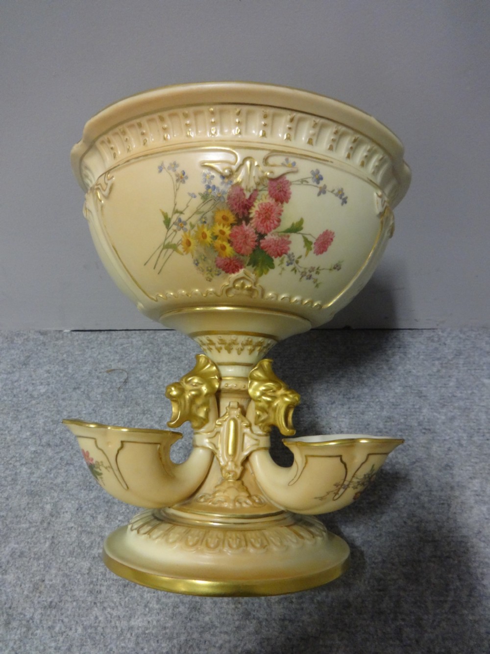 Excellent Royal Worcester Center Piece View III