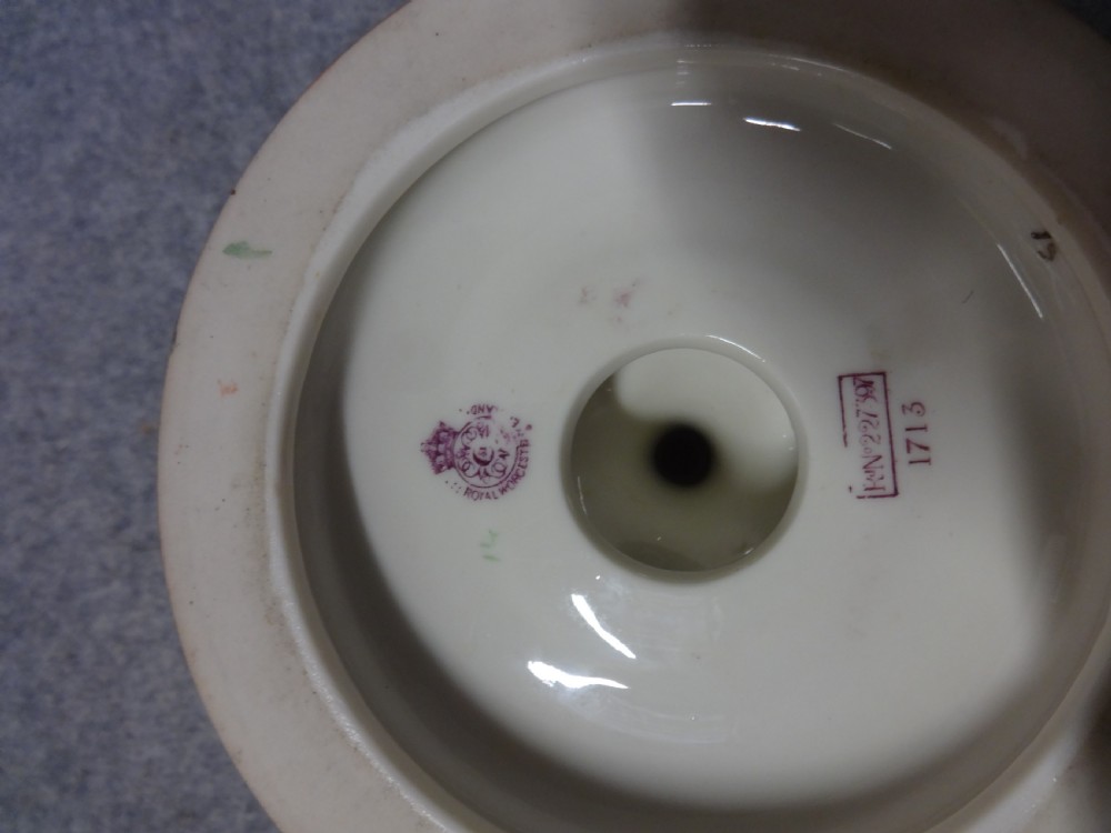 Excellent Royal Worcester Center Piece View V