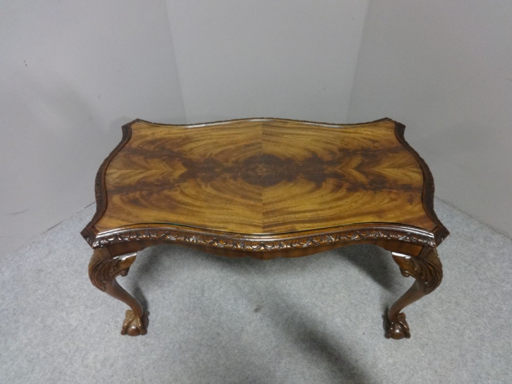 Pretty Mahogany Coffee Table View IV