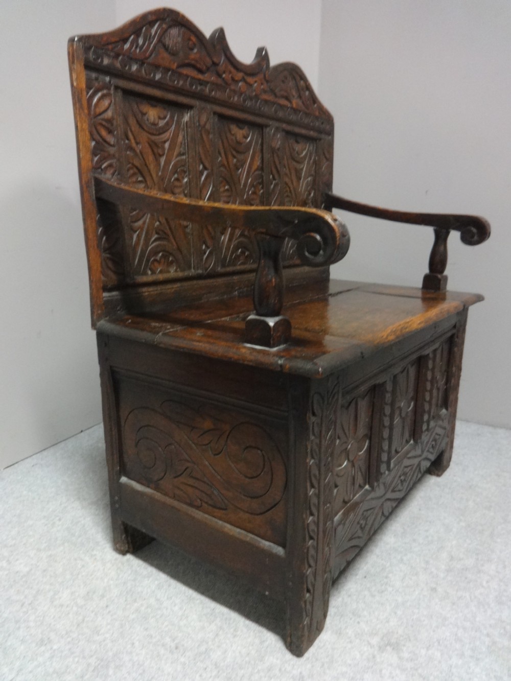 C17th Oak Monks Bench of Small Proportions View VI